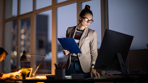 0931-2025 AI Strategic Guide for CEOs_480x270_150dpi.jpg